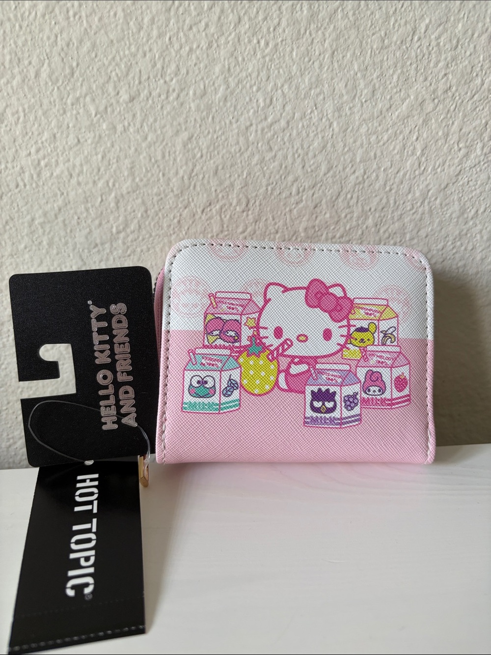Hello Kitty Bioworld Wallet